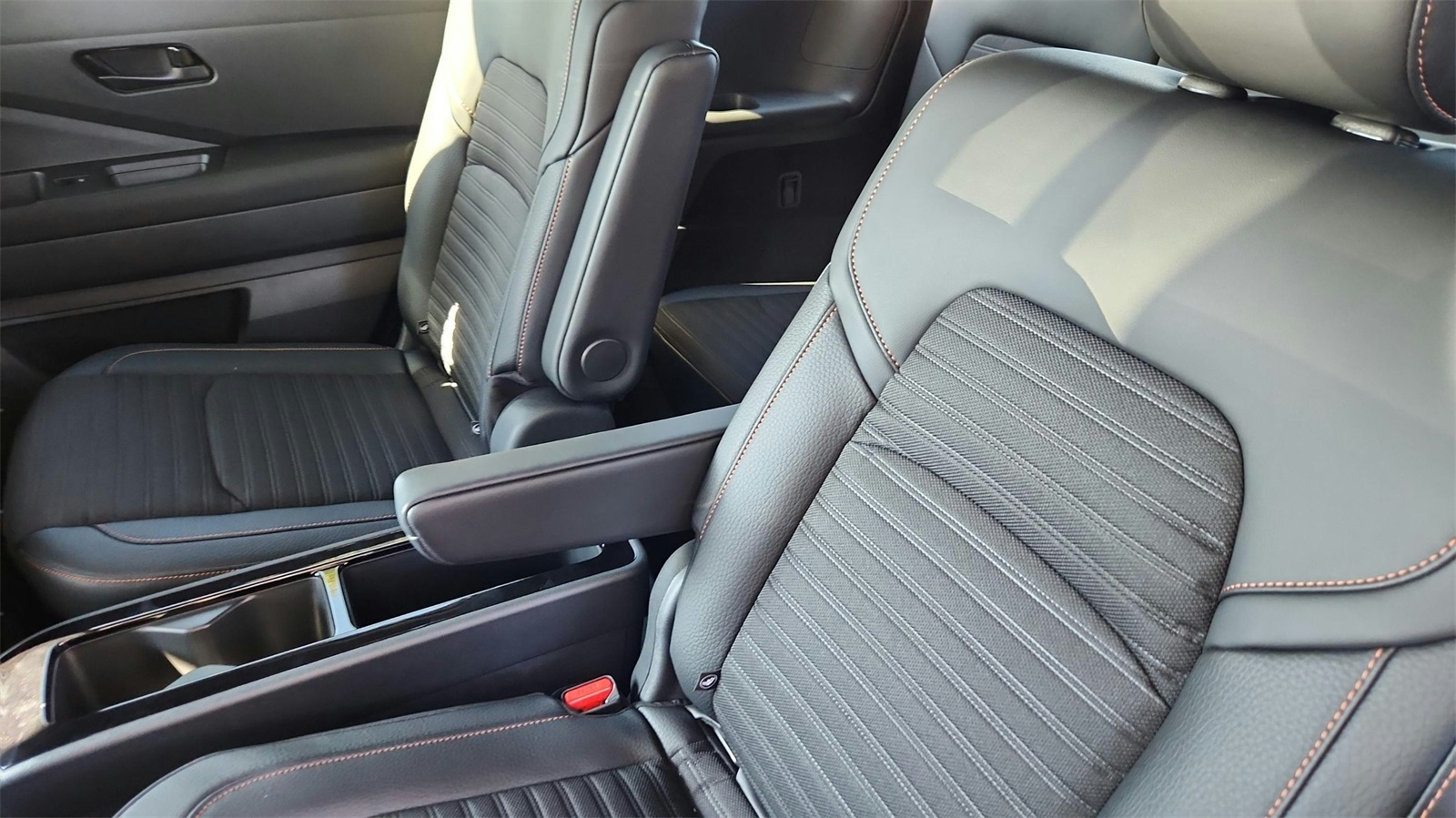 2025 Nissan Pathfinder Rock Creek photo 17