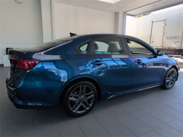 2020 Kia Forte GT-Line photo 11