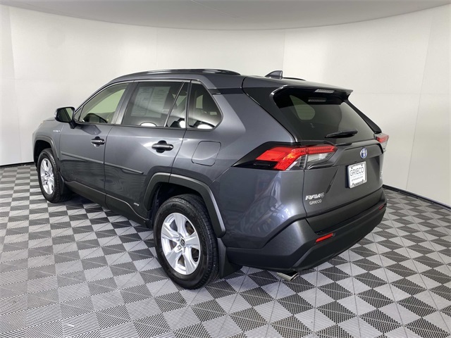 2021 Toyota RAV4 Hybrid XLE photo 3