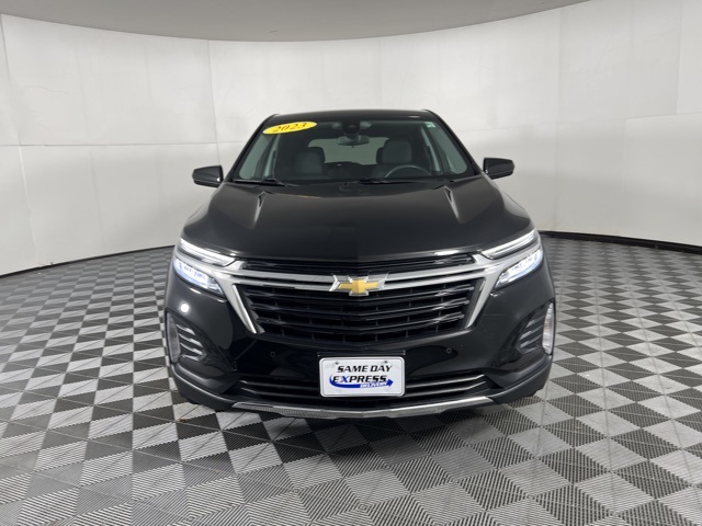 2023 Chevrolet Equinox LT photo 2