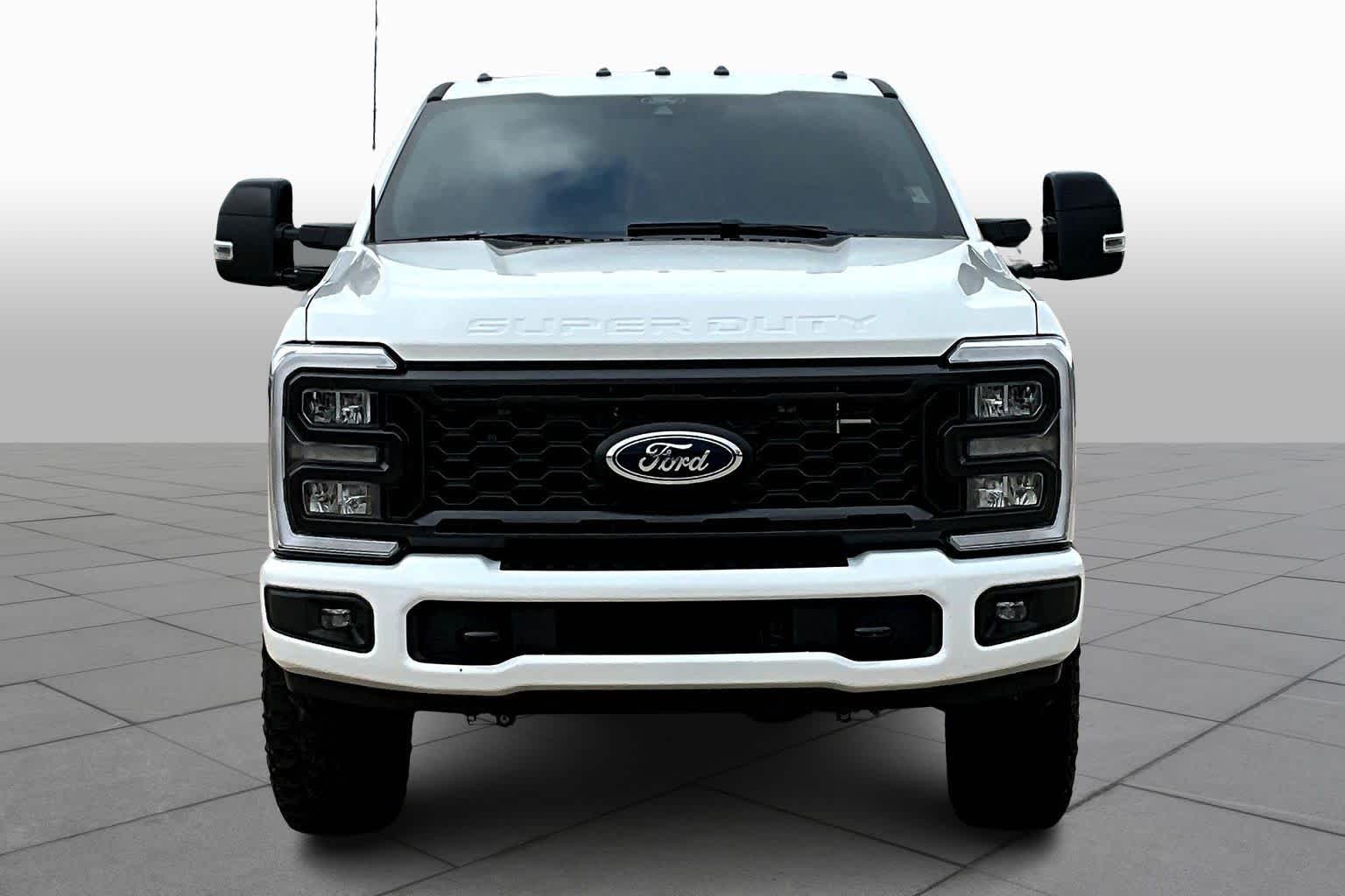 2024 Ford F-250 Lariat photo 4