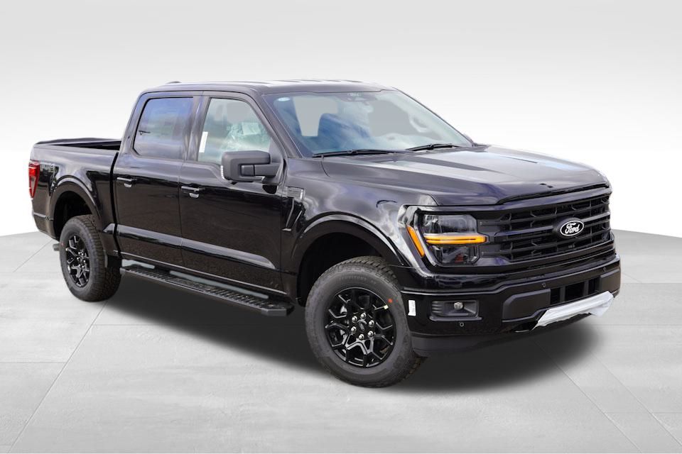 2025 Ford F-150 XLT's photo