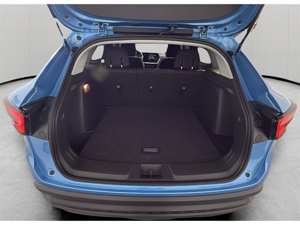 2025 Chevrolet Trax LS photo 26