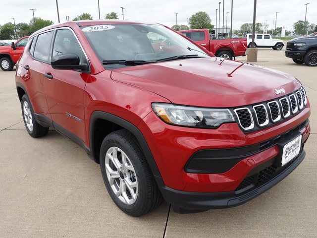 2025 Jeep Compass Sport photo 2
