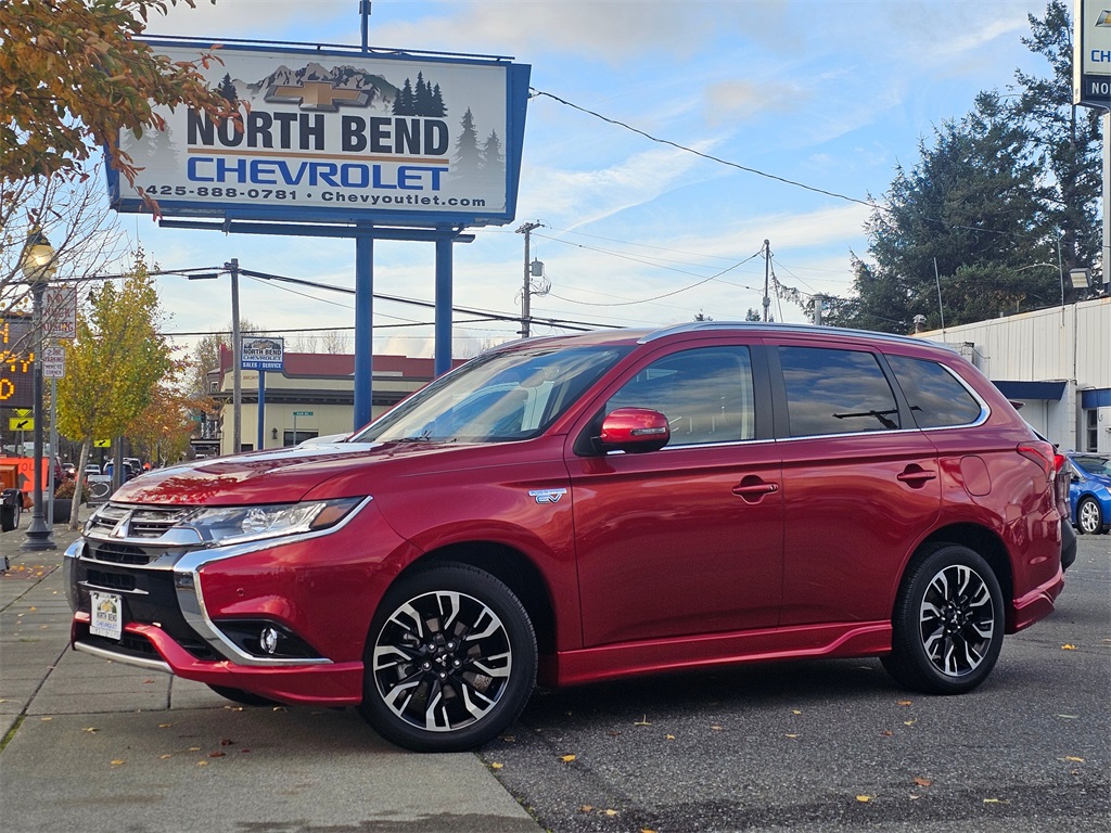 2018 Mitsubishi Outlander GT's photo