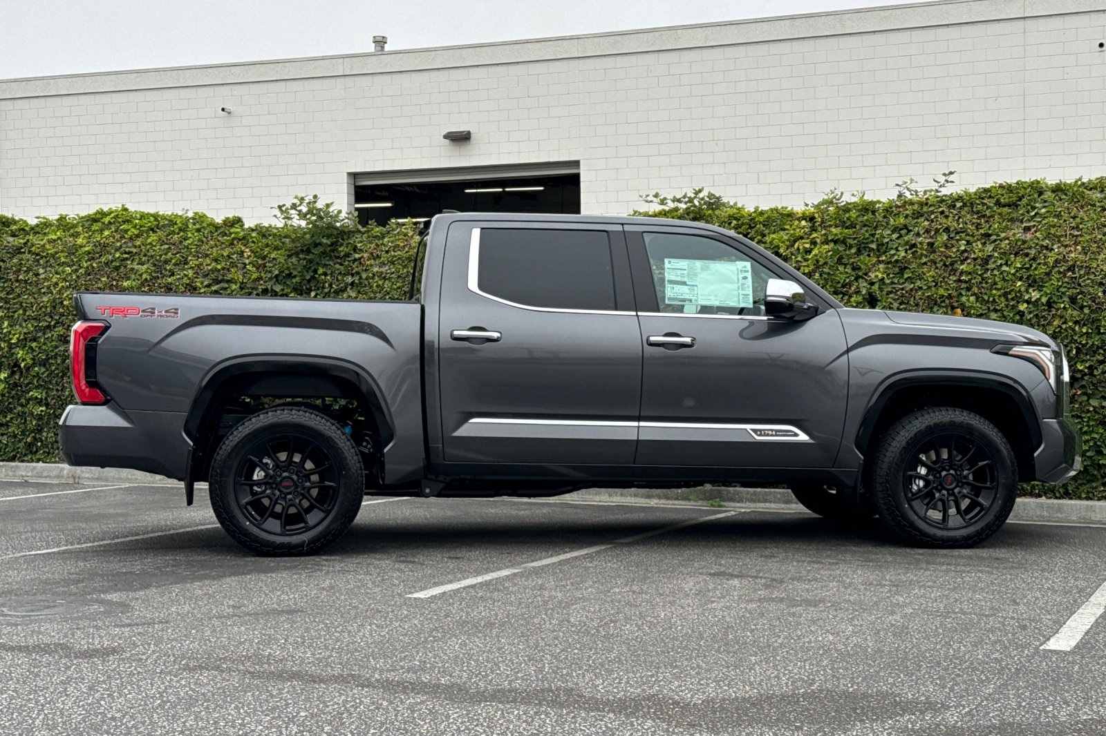 2025 Toyota Tundra 1794 Edition CrewMax photo 3