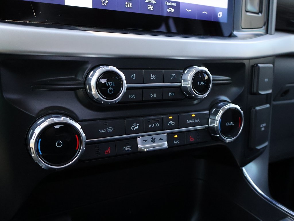 2022 Ford F-150 XLT photo 34