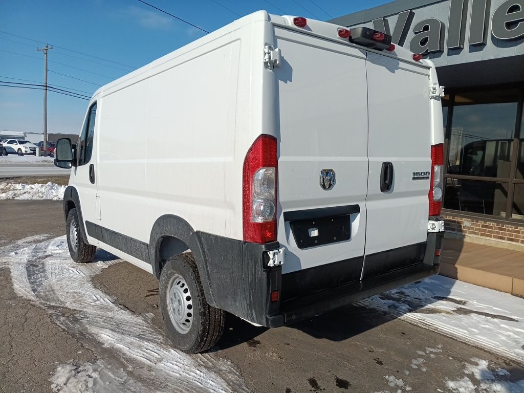 2025 Ram ProMaster 1500 Tradesman photo 5