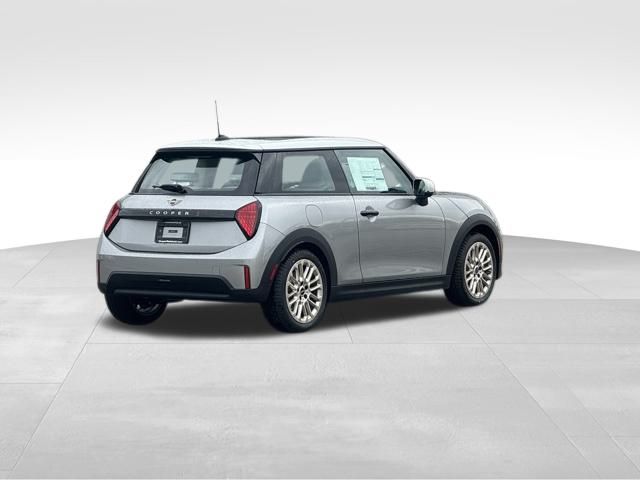 2026 Mini Cooper 2 Door Hardtop Iconic photo 4