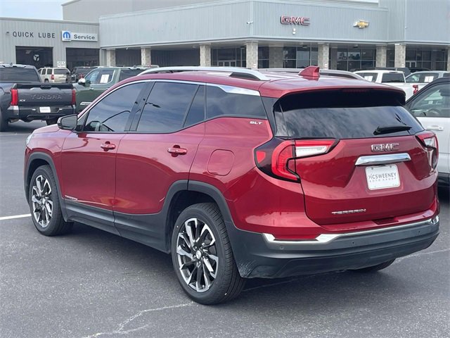 2023 Gmc Terrain SLT photo 2
