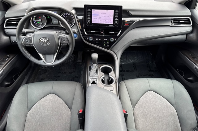 2022 Toyota Camry Hybrid LE photo 14
