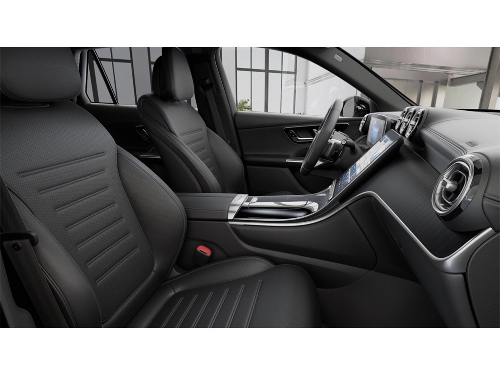 2026 Mercedes Benz GLC 350e 4MATIC photo 4