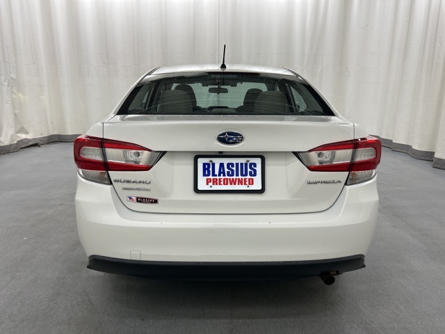 2022 Subaru Impreza Base photo 4
