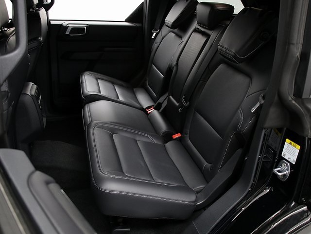 2025 Ford Bronco Outer Banks photo 11