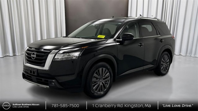 2022 Nissan Pathfinder SL