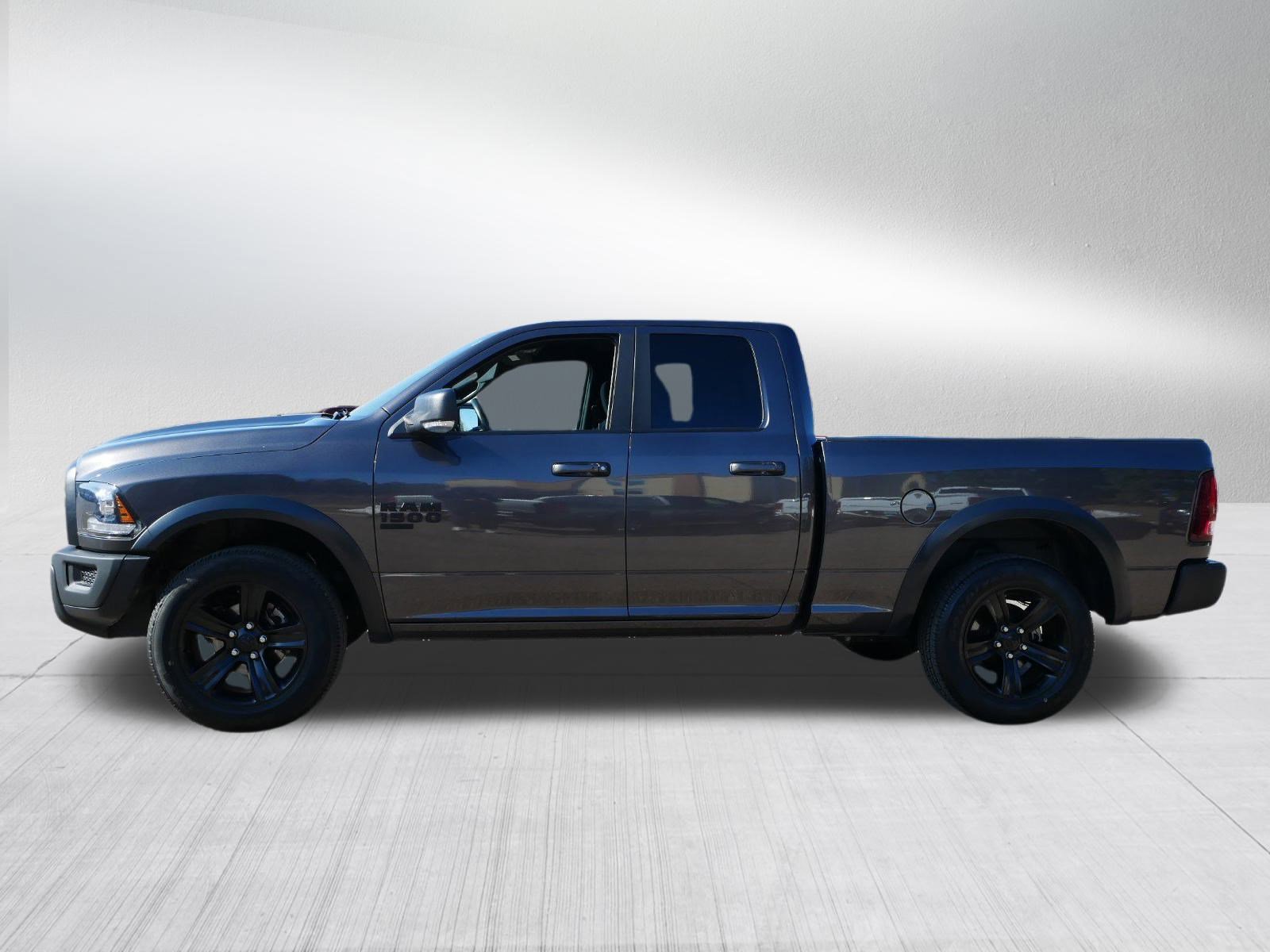 2022 Ram 1500 Classic Warlock photo 4
