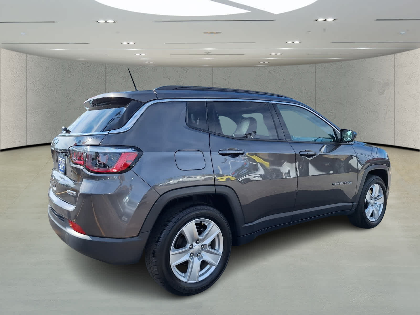 2022 Jeep Compass North Edition Latitude photo 2