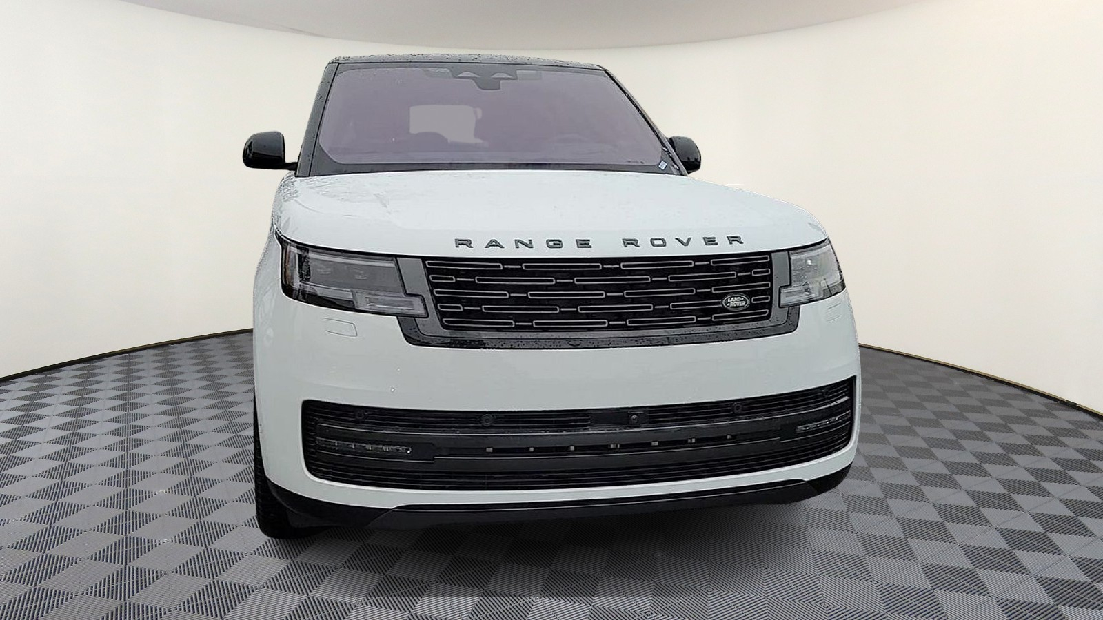 2023 Land Rover Range Rover SE photo 3