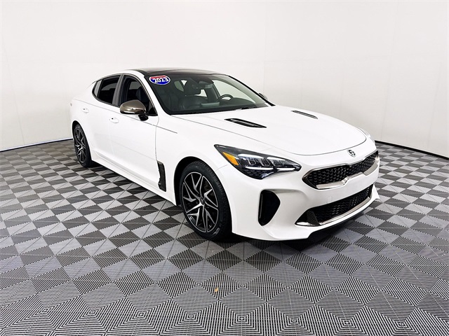 2023 Kia Stinger GT-Line's photo