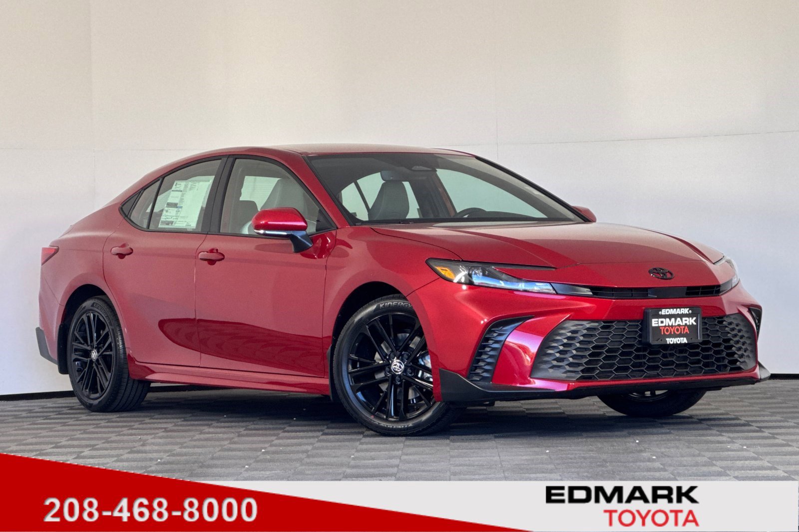 2026 Toyota Camry SE's photo