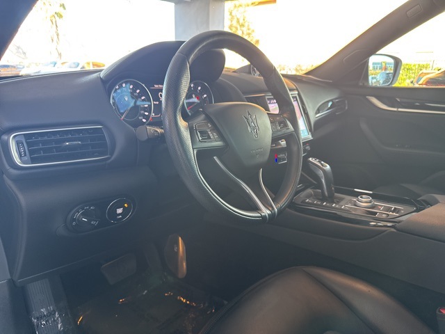 2022 Maserati Levante Modena photo 11