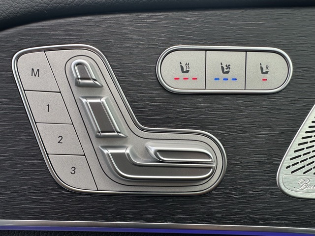 2025 Mercedes Benz GLE 450e photo 14