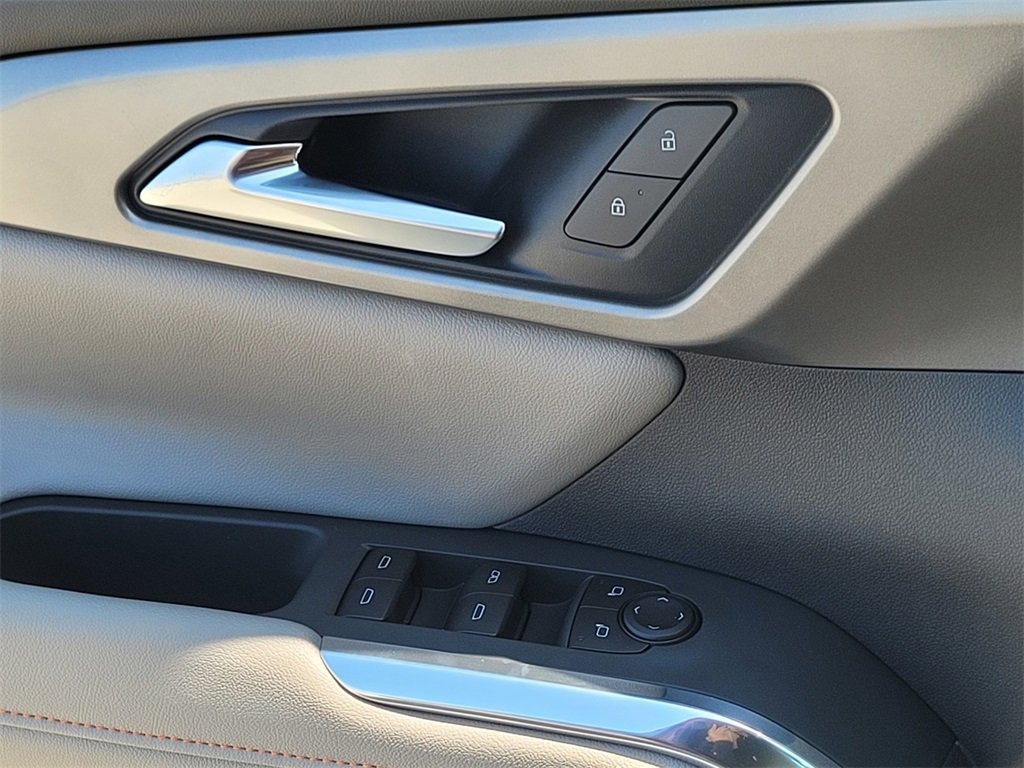 2026 Chevrolet Traverse photo 21