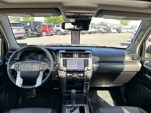 2023 Toyota 4Runner SR5 Premium photo 17