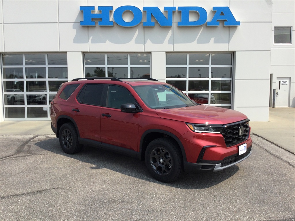 2025 Honda Pilot TrailSport's photo
