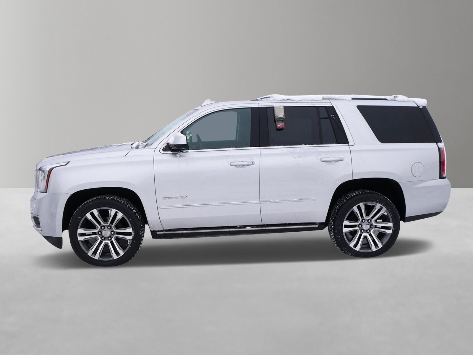 Used 2018 GMC Yukon Denali with VIN 1GKS2CKJ3JR217795 for sale in White Bear Lake, Minnesota