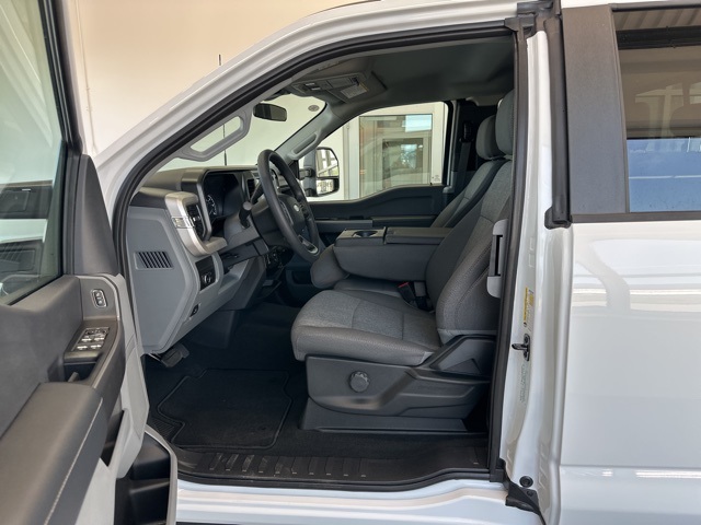 2026 Ford F-350 XL photo 15