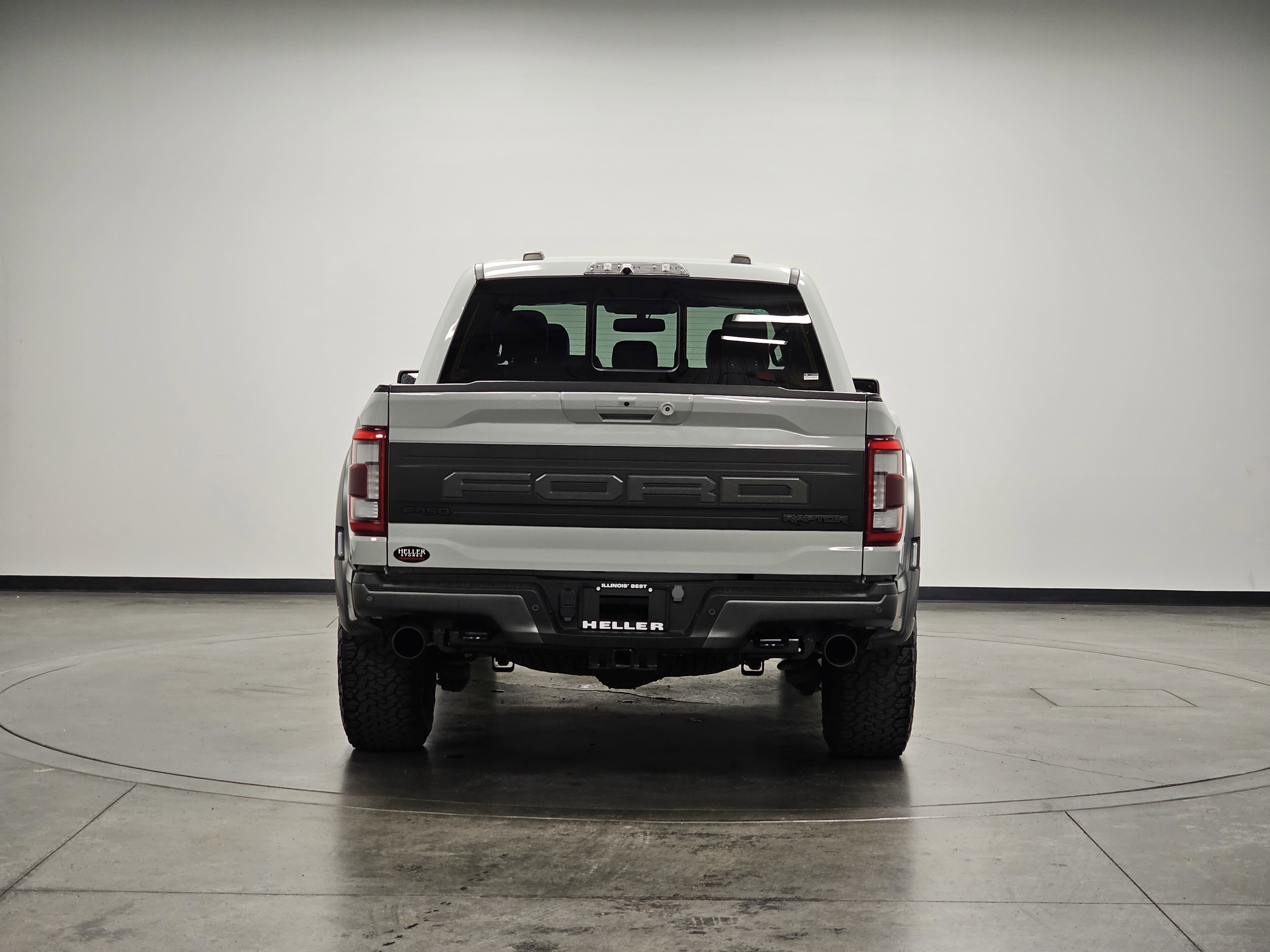 2023 Ford F-150 Raptor photo 3