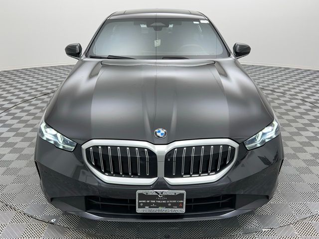 2024 Bmw 530i xDrive photo 2