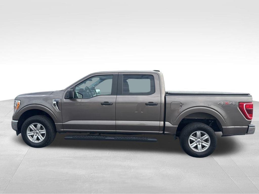2022 Ford F-150 XLT photo 9