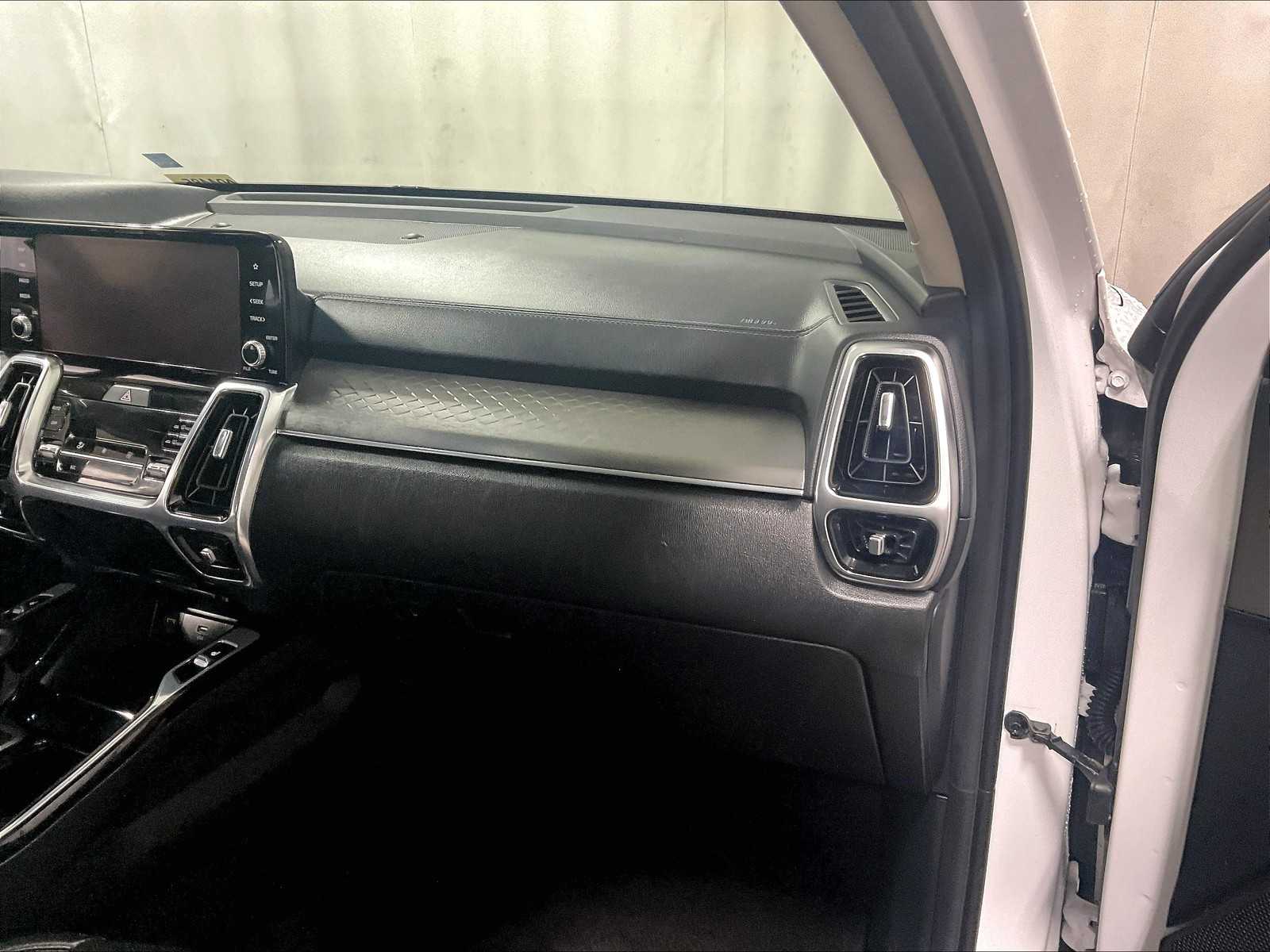 2023 Kia Sorento SX photo 13