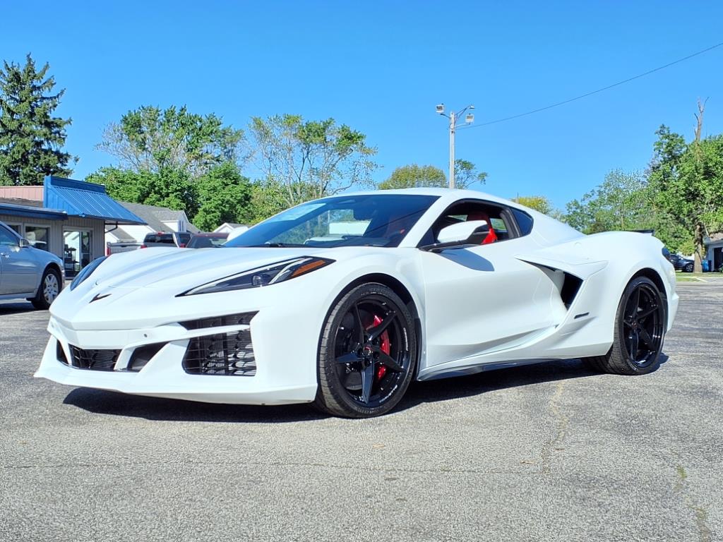 2025 Chevrolet Corvette 2LZ's photo