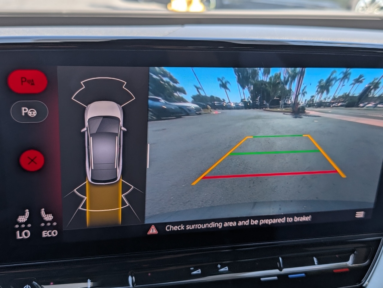 2023 Volkswagen ID.4 Pro photo 21