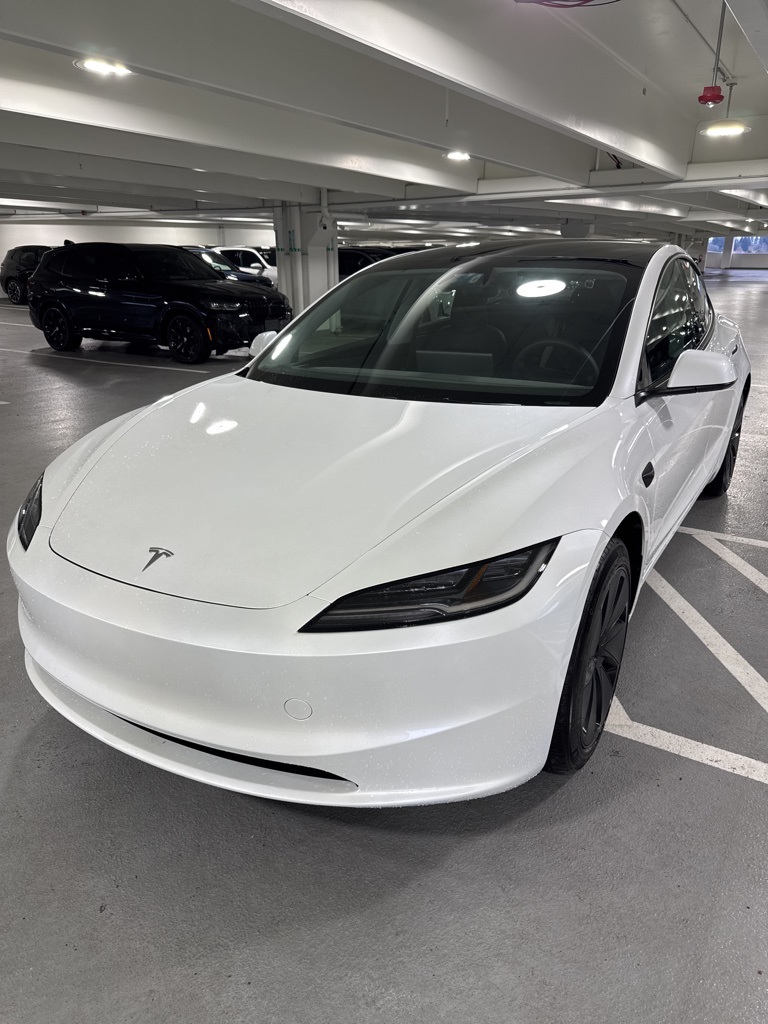 2025 Tesla Model 3 Performance's photo