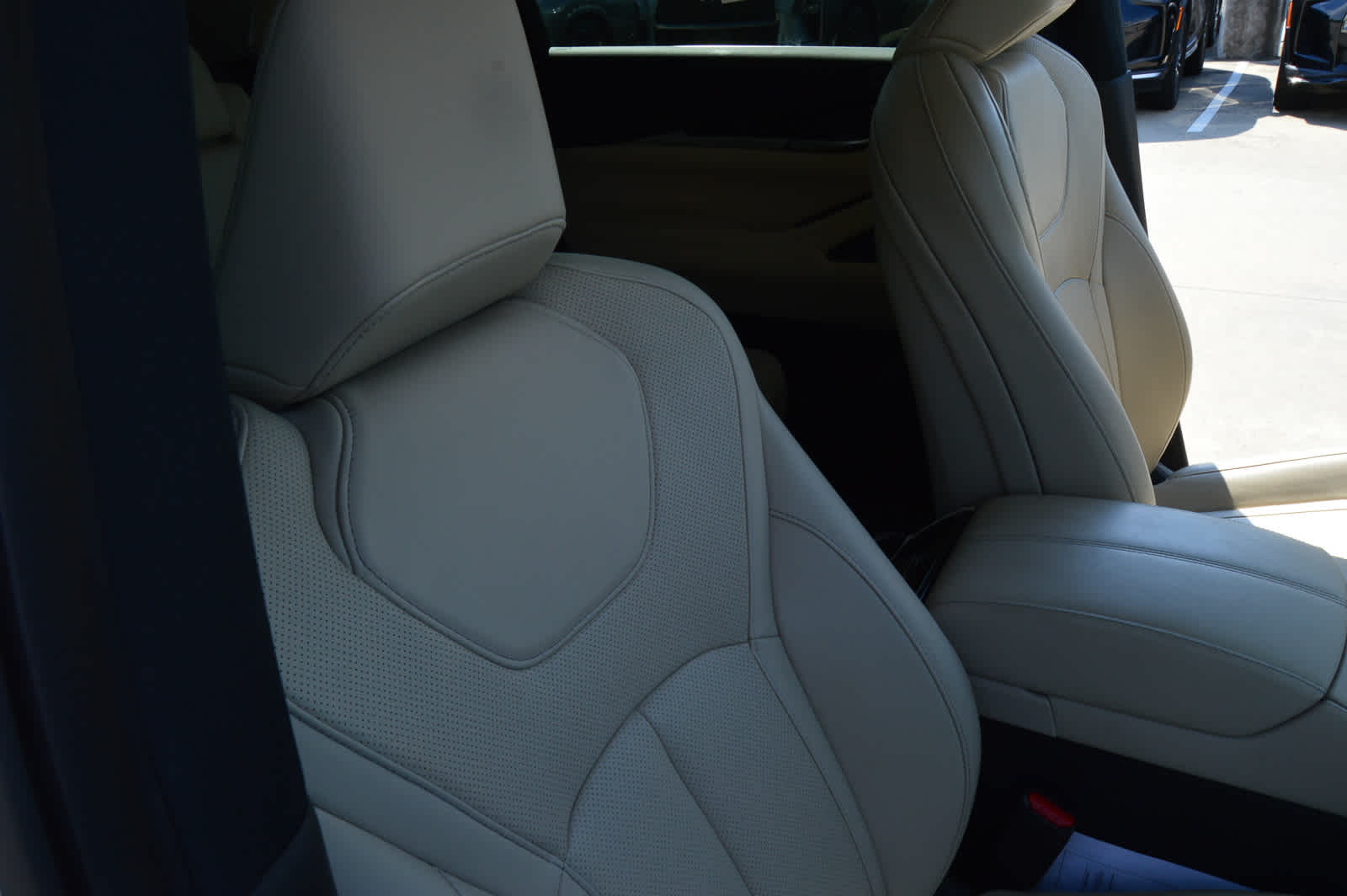 2025 Infiniti QX60 Pure photo 11