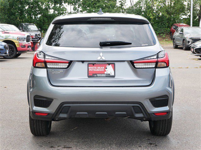 2024 Mitsubishi Outlander Sport ES photo 3