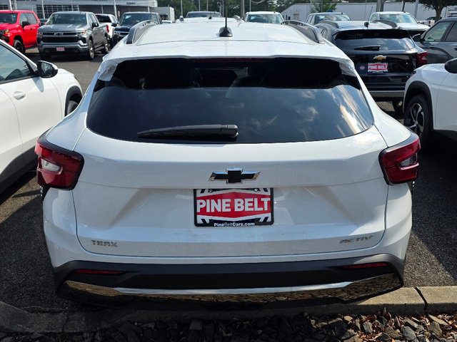 2025 Chevrolet Trax ACTIV photo 8