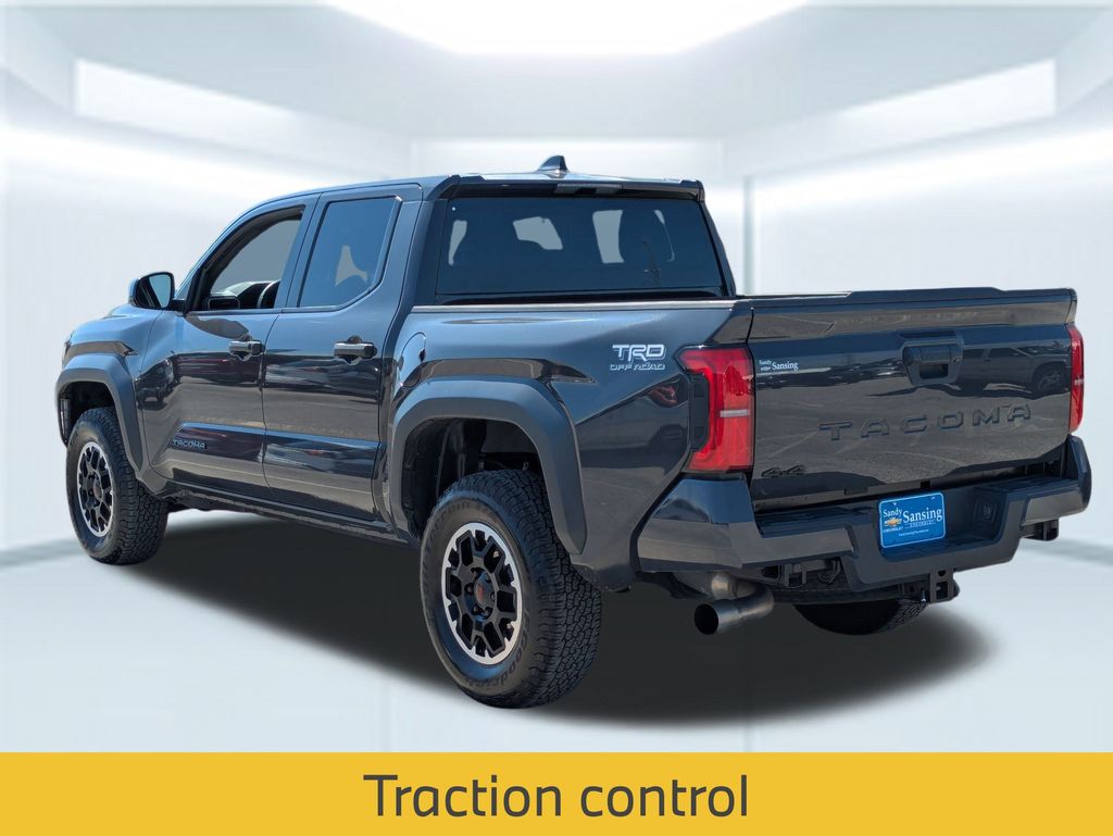 2024 Toyota Tacoma TRD Off-Road photo 3