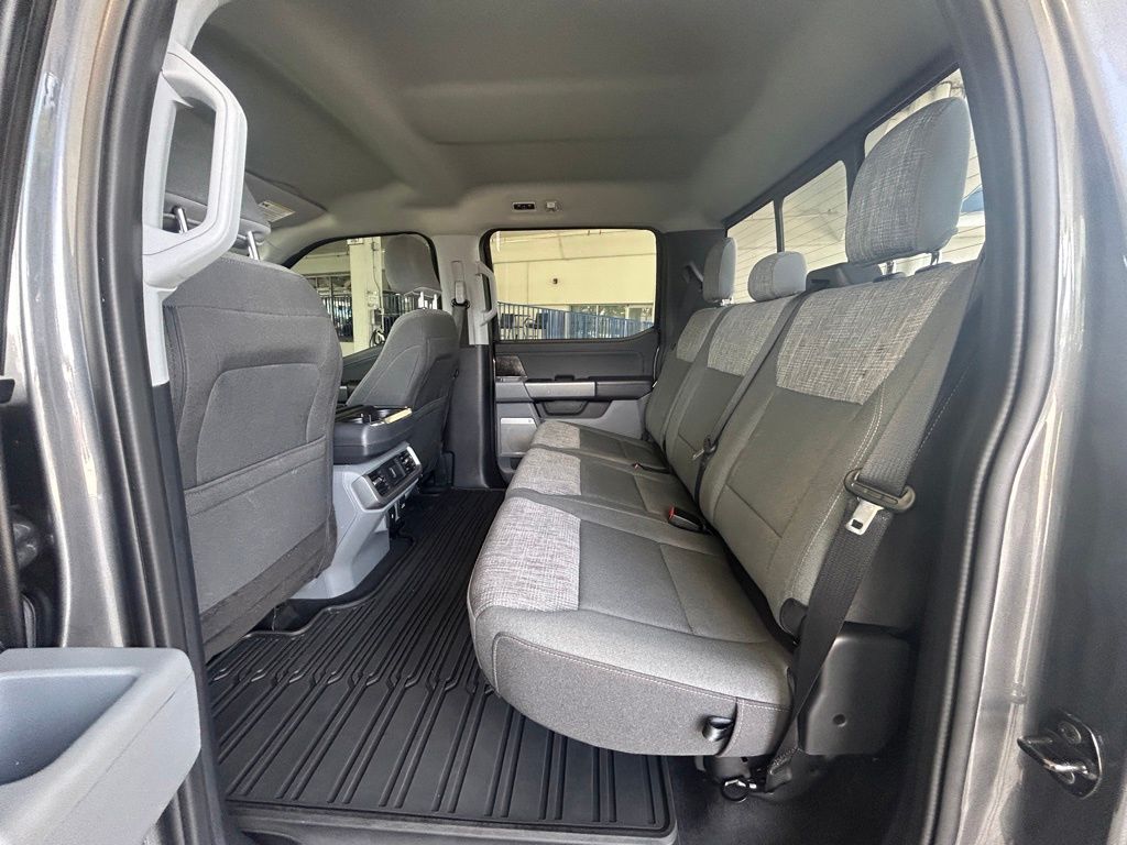2023 Ford F-150 XLT photo 28
