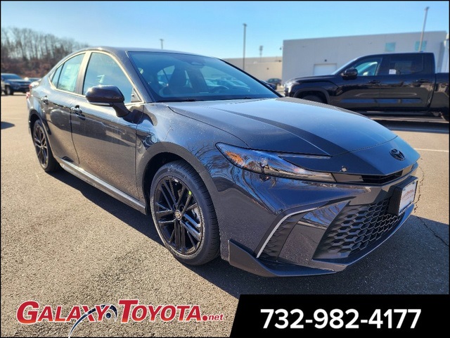 2026 Toyota Camry SE's photo