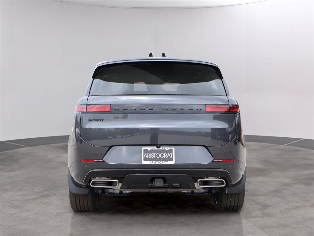 2025 Land Rover Range Rover Sport SE photo 4