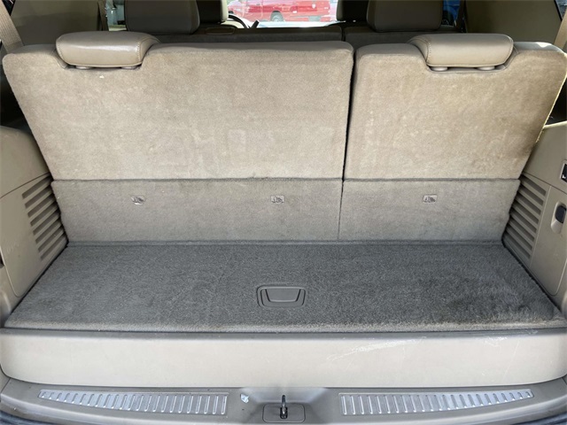 2016 Chevrolet Tahoe LT photo 13