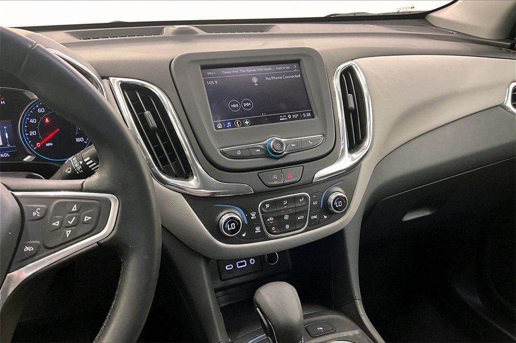 2023 Chevrolet Equinox LT photo 3