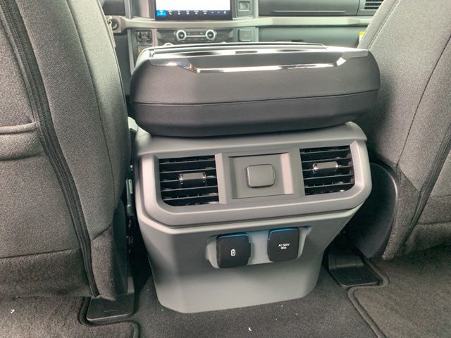 2025 Ford F-150 XLT photo 22