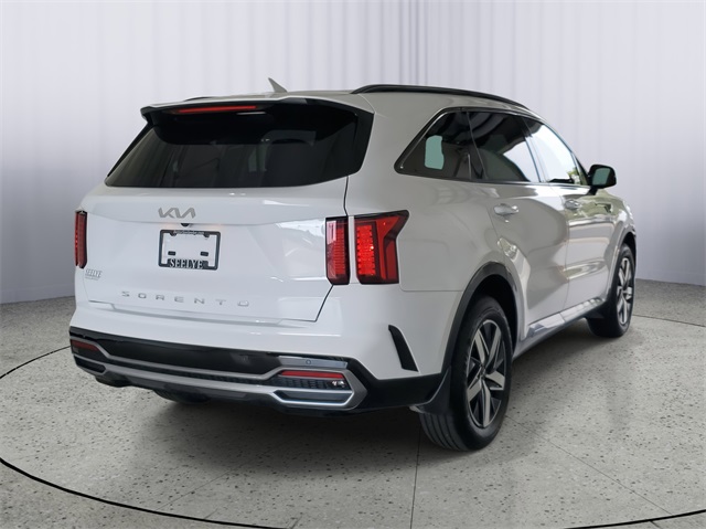 2022 Kia Sorento S photo 3