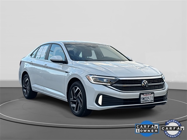 2024 Volkswagen Jetta SEL's photo